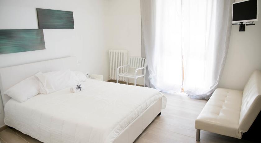 Core Meu Bed and Breakfast Λέτσε